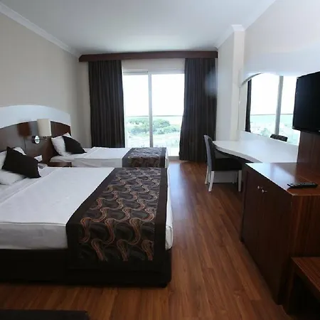 Otel Throne & Side